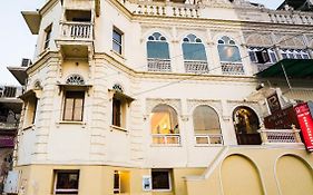 Palace on Ganges Hotel Varanasi